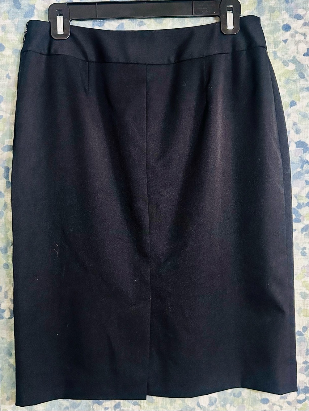 Anne Klein Stretch Black Pencil Skirt Size 8 Career Office Classic - Picture 2 of 4